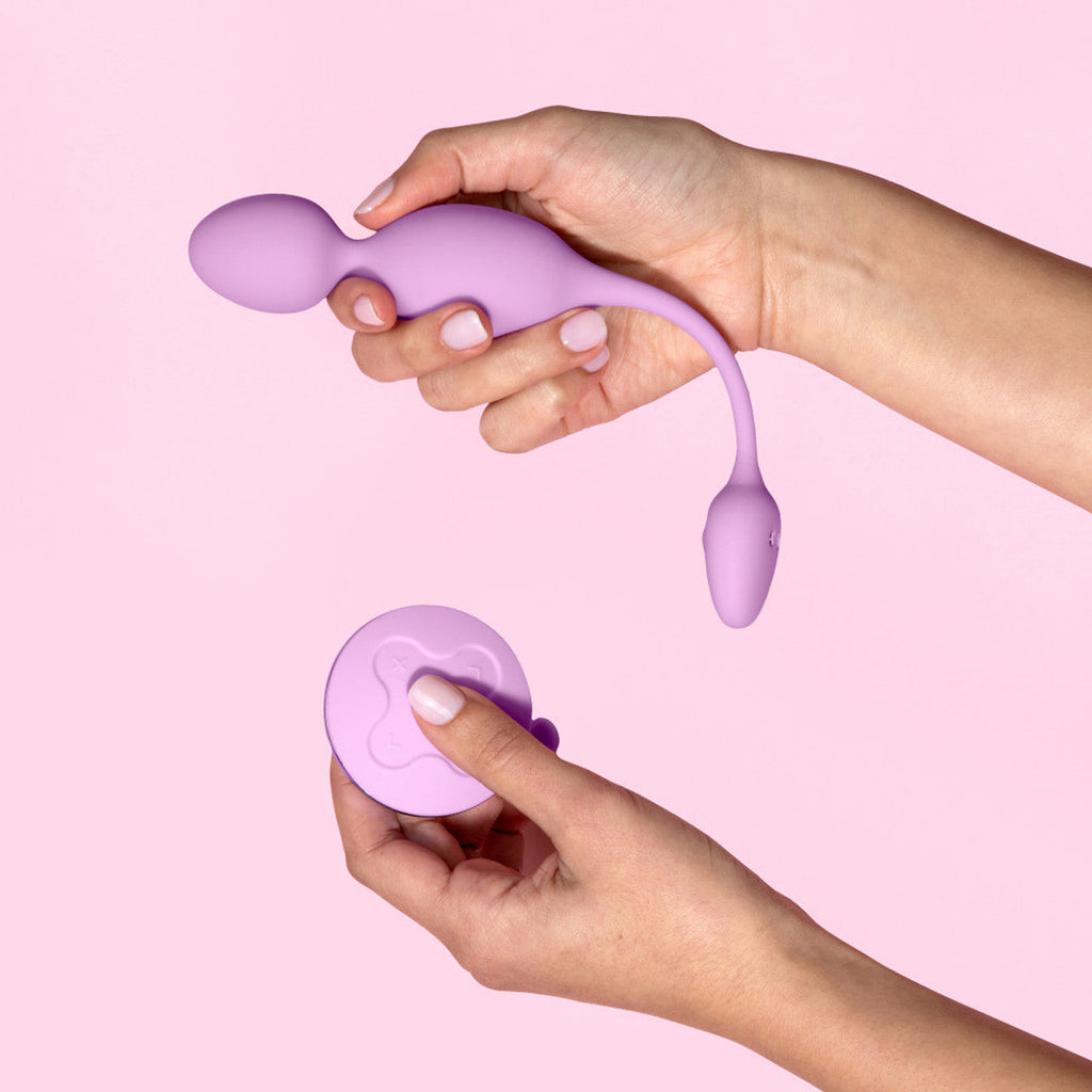 Wellness Raine Vibrating Kegel Ball R/C